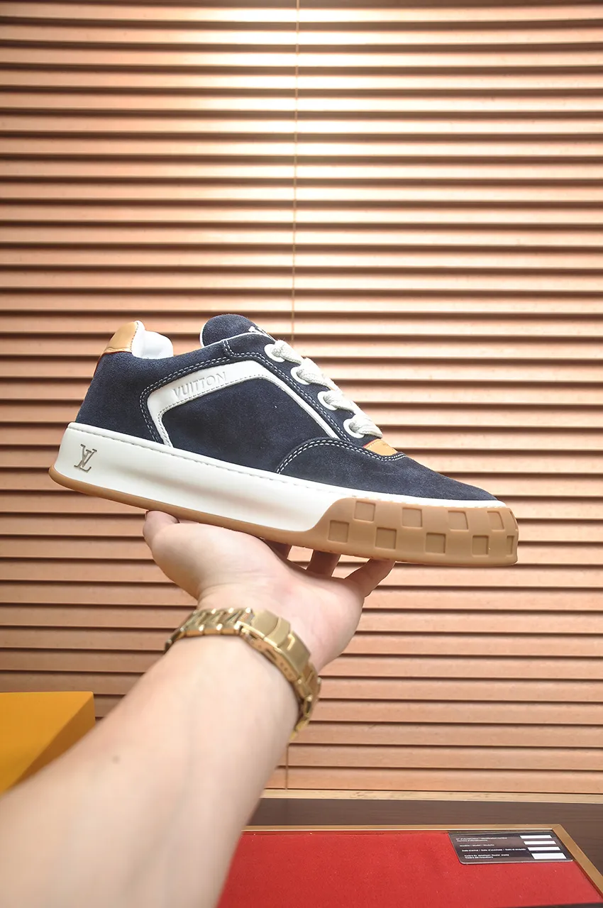 Men's shoes 💰680💶[LOUIS VUITTON] (original order) couple model 🍀LV Louis Vuitton * - top version of LV classic trendy shoes! Made of imported original cowhide, water-dyed cowhide lining, and original wear-resistant rubber outsole! High quality products! Size for women: 35-40. Men: 39-46 (45.46 customized)